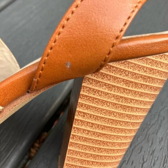 Tan peep toe chunky block slingback heels size 7.5 New With Defects - Picture 8 of 10